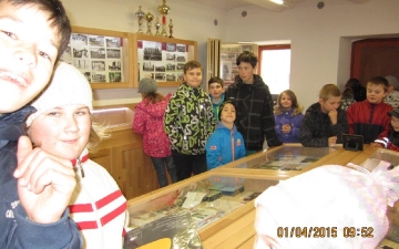 Návštěva knihovny - duben 2015